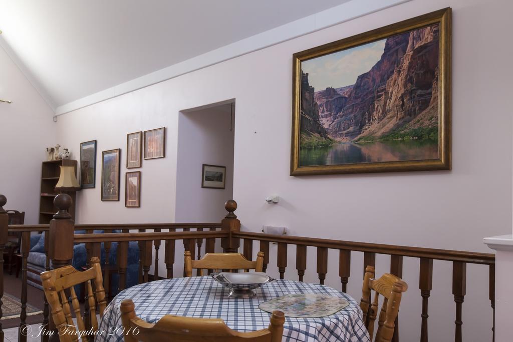 Aarn House B&B Airport Accommodation Perth Ngoại thất bức ảnh