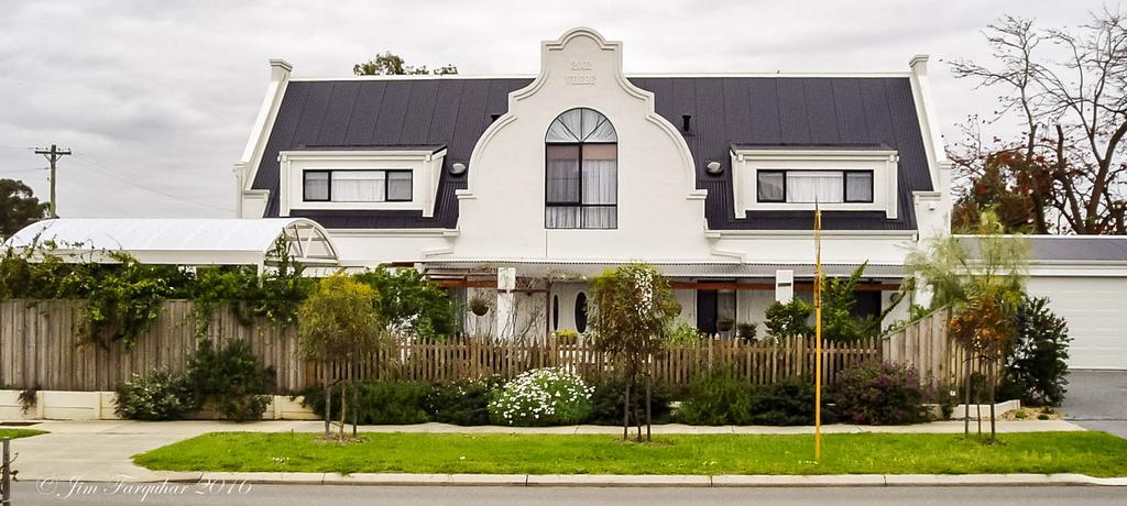 Aarn House B&B Airport Accommodation Perth Ngoại thất bức ảnh